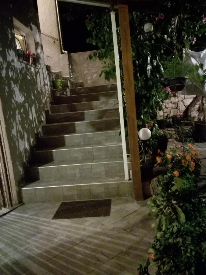 Dalmati house Hotel Brodarica  Kültér fotó