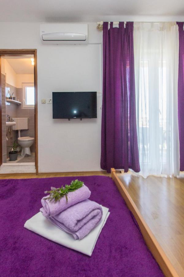 Dalmati house Hotel Brodarica  Kültér fotó