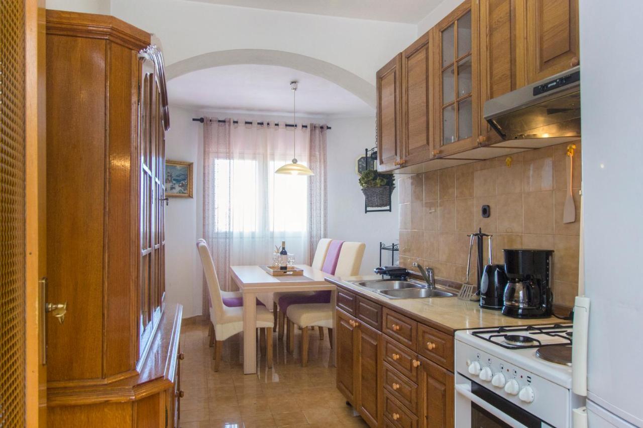 Dalmati house Hotel Brodarica  Kültér fotó