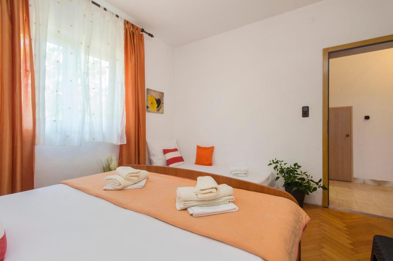 Dalmati house Hotel Brodarica  Kültér fotó