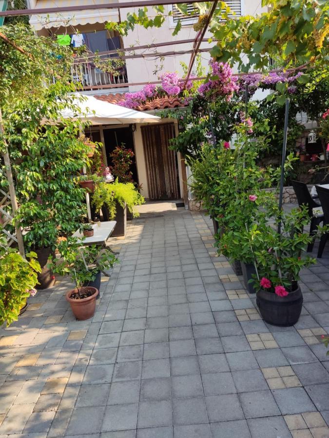 Dalmati house Hotel Brodarica  Kültér fotó
