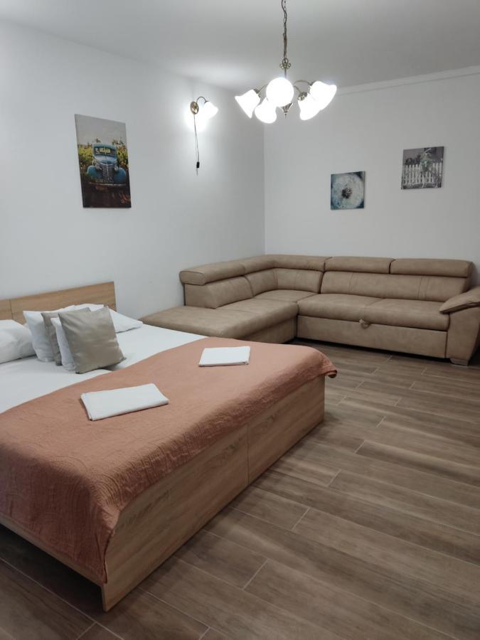 Dalmati house Hotel Brodarica  Kültér fotó
